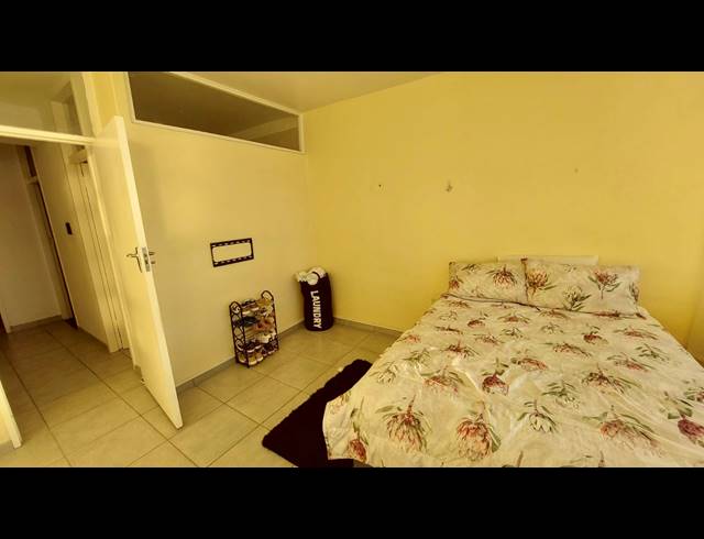 2 BEDROOM APARTMENT FOR SALE IN TOWNSEND ESTATE